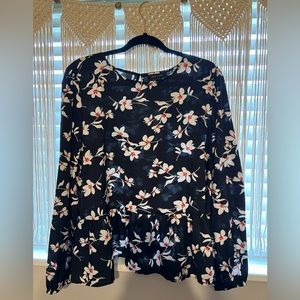 Flattering Peplum Top 🌸